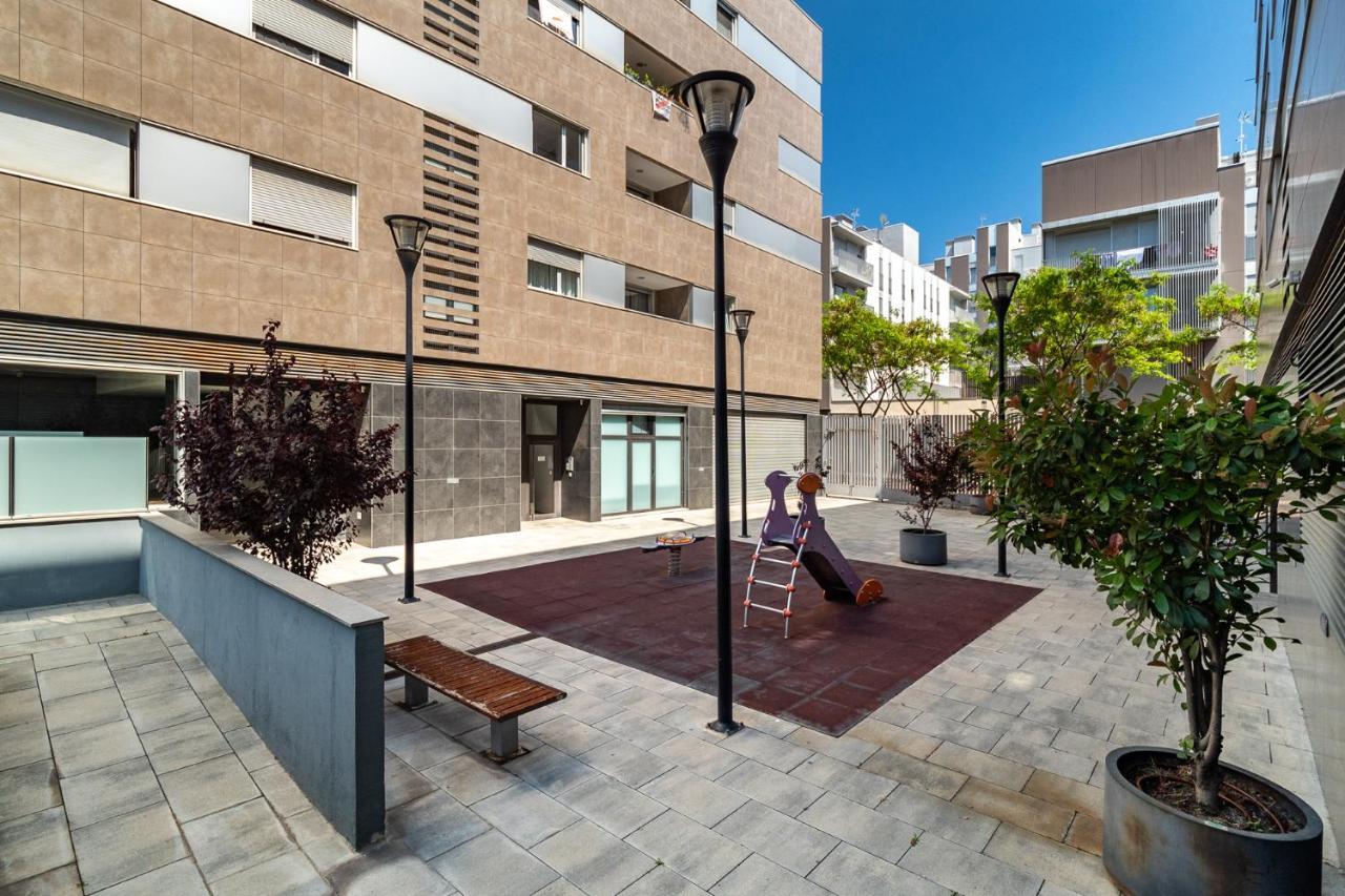 Forum Beach Sant Adria de Besos Exterior foto