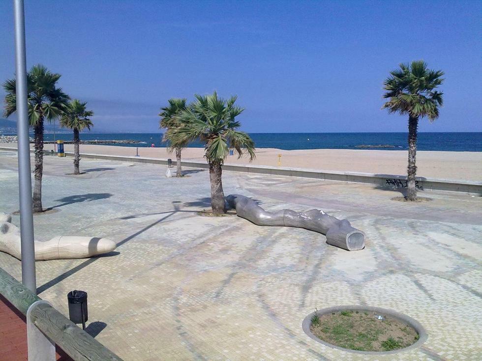 Forum Beach Sant Adria de Besos Exterior foto